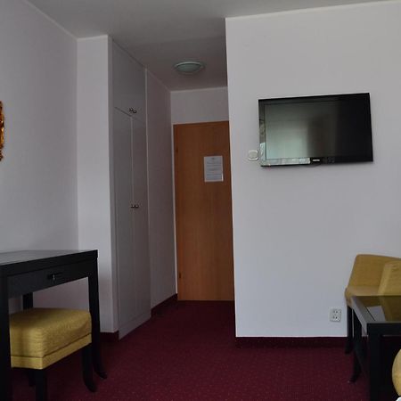 Hotel&Restauracja Zlote Runo Gora Kalwaria Phòng bức ảnh