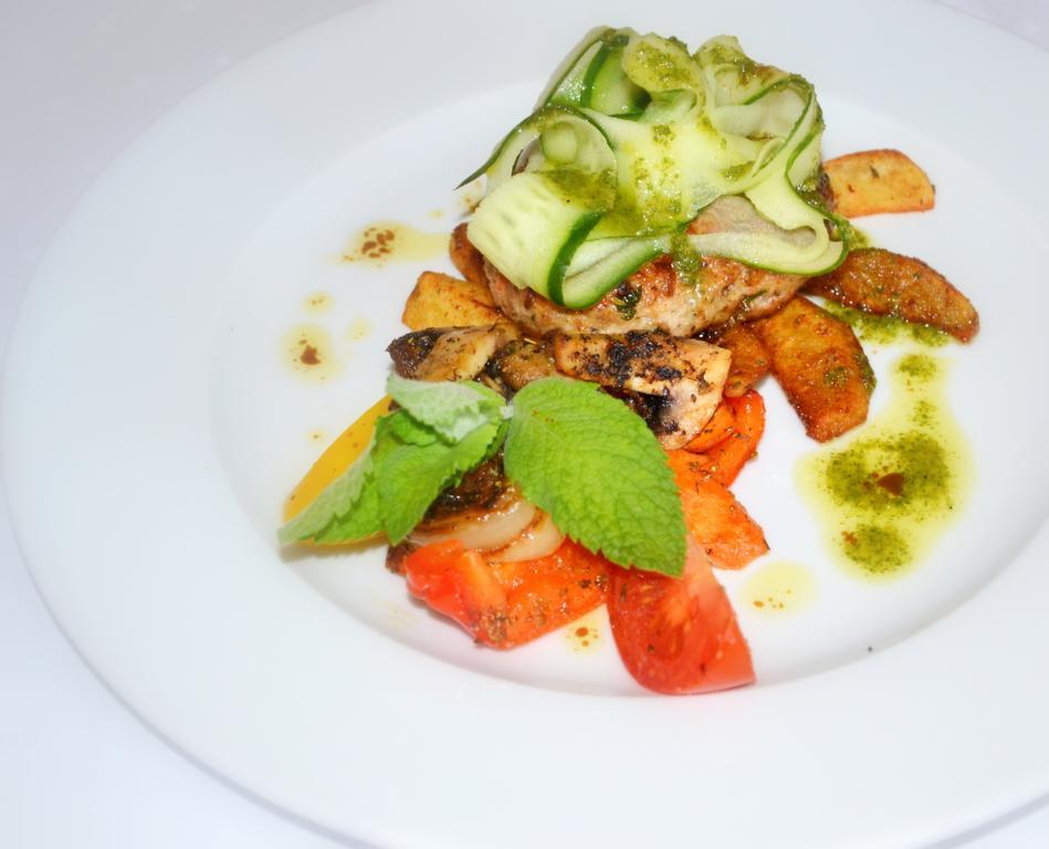 Hotel&Restauracja Zlote Runo Gora Kalwaria Ngoại thất bức ảnh